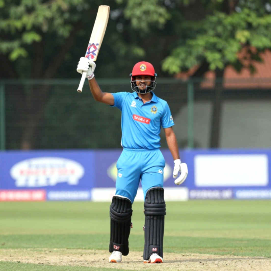 জামালের পাঁচ বছরের গোল, আর ব্রাদার্সের লেজারে তিনটি ফাঁকা ঘর