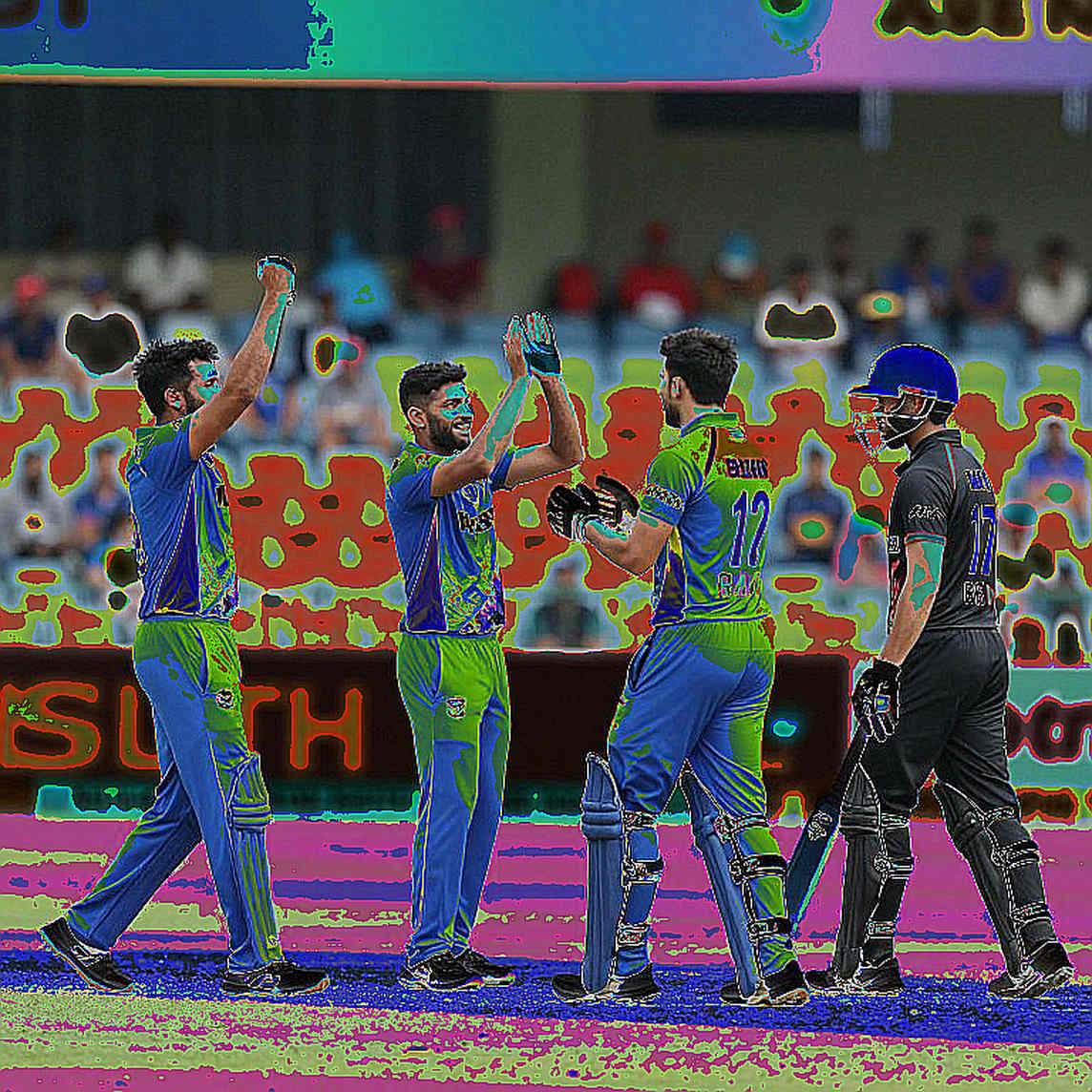 নিলাম, লেজার আর হারানো হাততালি: ক্রিকেটের স্থানান্তর-বাজার আসলে কাকে কবর দেয়