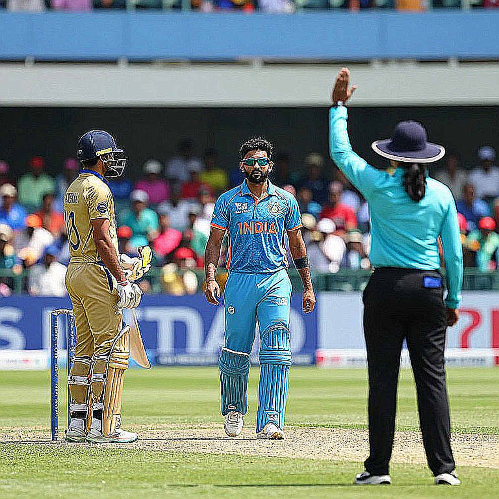 লাহোরের 241: যে ইনিংস শেষ 20 বল ব্যবহার করতে পারেনি